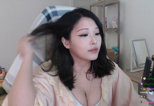 Full leaked Kang hee yoon page private onlyfans photo