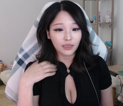 Full leaked Kang hee yoon private onlyfans photo