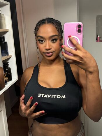 Full leaked Karabaae private onlyfans photo