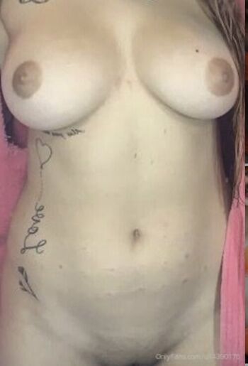 karelyruizoficial