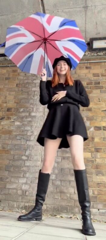 Full leaked Karen gillan page private onlyfans photo
