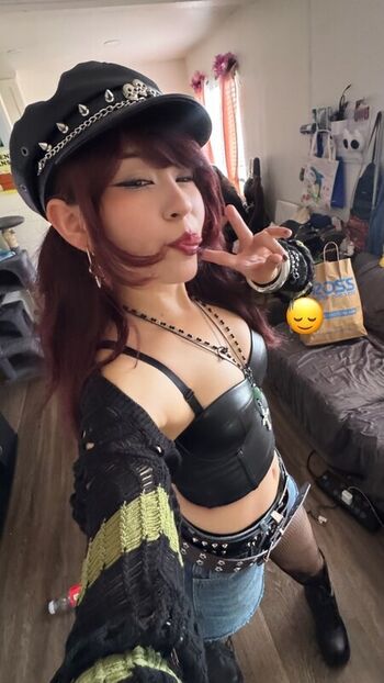 Full leaked Kariwahh private onlyfans photo