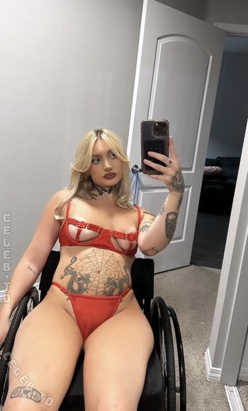 Full leaked Karleerosex private onlyfans photo