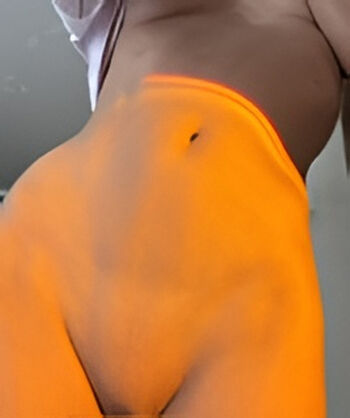 Karoline_dcv