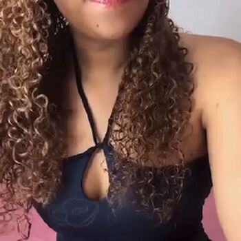 Full leaked Karoll private onlyfans photo