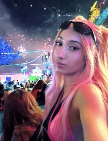 Full leaked Karolyn page private onlyfans photo