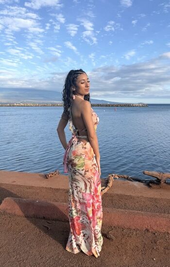 Full leaked Karolyn private onlyfans photo