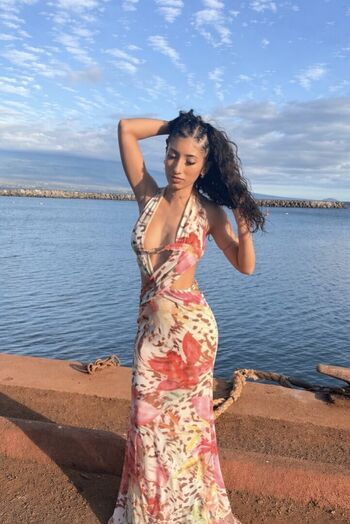 Full leaked Karolyn private onlyfans photo