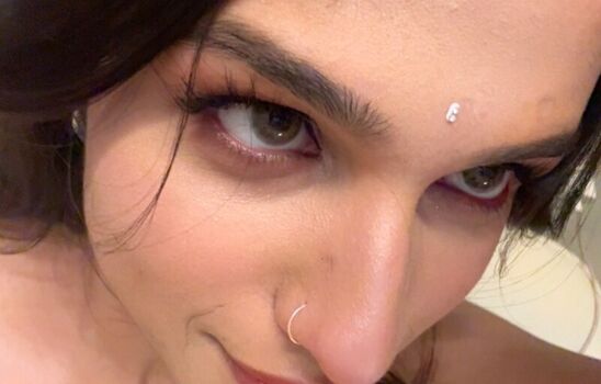 Full leaked Kashish kapoor private onlyfans photo