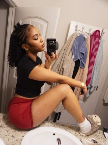 Full leaked Kashyywrld private onlyfans photo