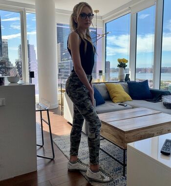 Full leaked Kat timpf page private onlyfans photo