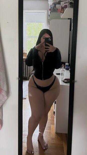 Full leaked Katbladee private onlyfans photo