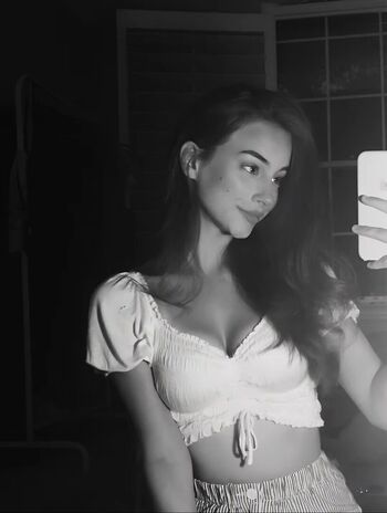 Full leaked Kateisnotapixie private onlyfans photo