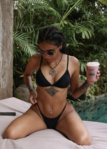 Full leaked Katerinaleeroe private onlyfans photo