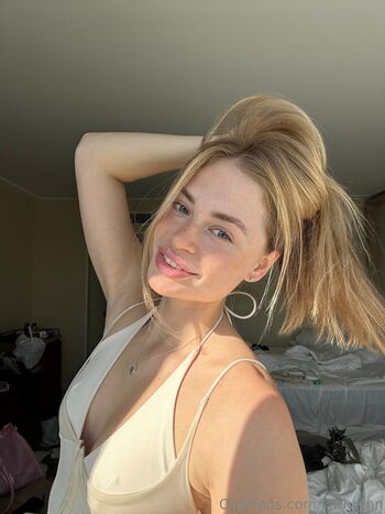 kathrynn