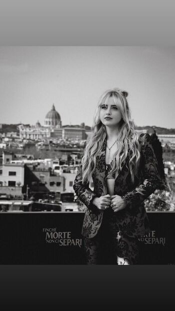 Full leaked Kathrynton page private onlyfans photo