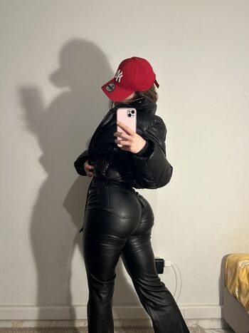 Full leaked Katiaanikl private onlyfans photo