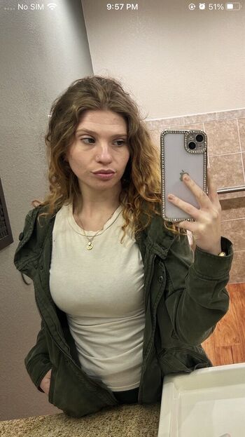 Full leaked Katie lindeen private onlyfans photo