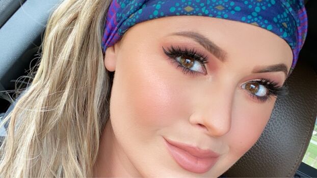 Full leaked Katievanslyke private onlyfans photo