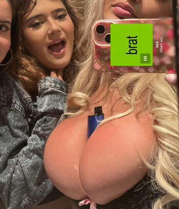 Full leaked Katiialouisee private onlyfans photo