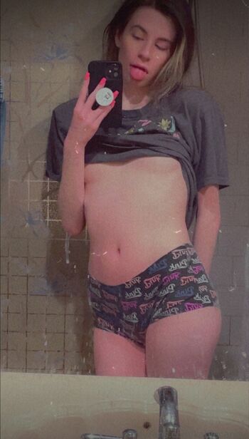 Full leaked Katiiecandy page private onlyfans photo