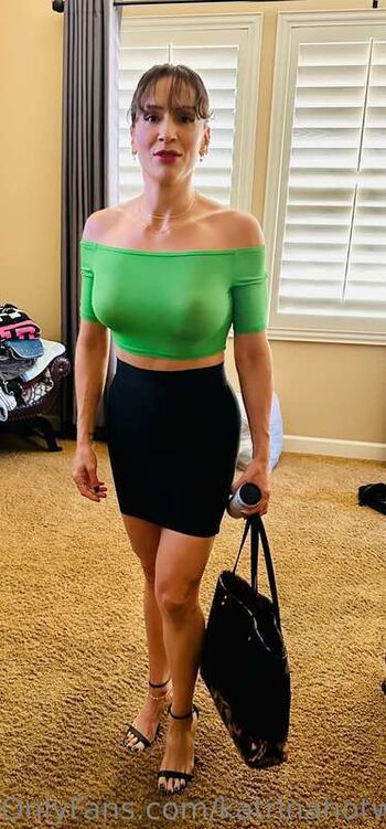 Full leaked Katrina hotwife private onlyfans photo