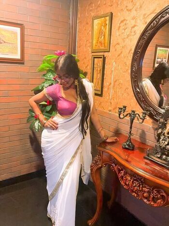 Full leaked Kaulini private onlyfans photo