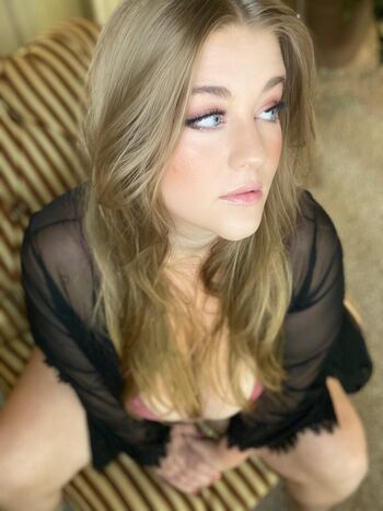 Full leaked Kayberryxo private onlyfans photo