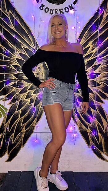 Full leaked Kayla blood private onlyfans photo