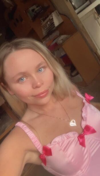 Full leaked Kayla broune private onlyfans photo