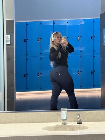 Full leaked Kayla rose private onlyfans photo