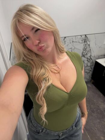 Full leaked Kayla rose private onlyfans photo