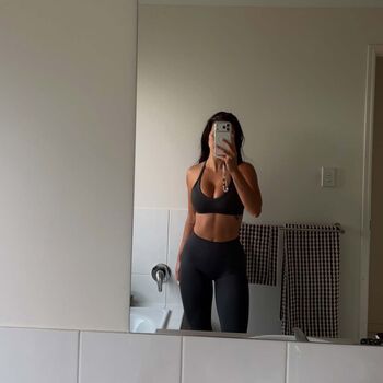 Full leaked Kayla russell private onlyfans photo