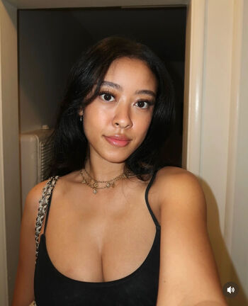 Full leaked Kayla vy page private onlyfans photo