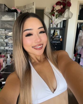 Full leaked Kayla vy page private onlyfans photo