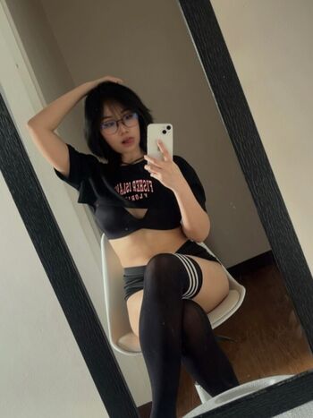 Full leaked Kayla vy  page private onlyfans photo