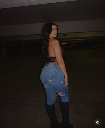 Full leaked Kaylamineo private onlyfans photo