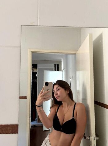 Full leaked Kayleeenxxoxo private onlyfans photo