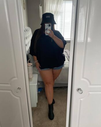 Full leaked Kayleigh skin private onlyfans photo