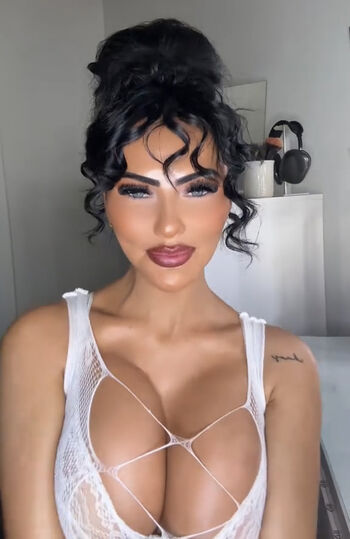 Full leaked Kayleyb private onlyfans photo