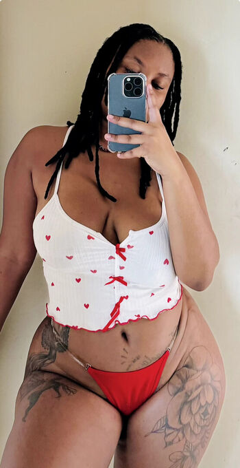 Full leaked Kaymolic private onlyfans photo