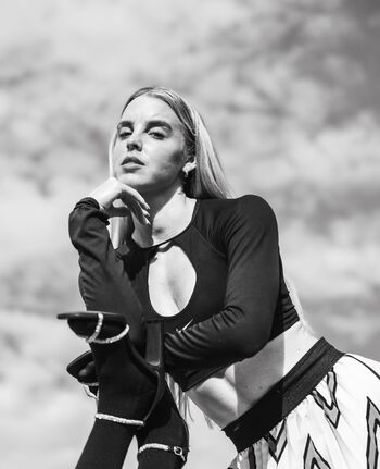 Full leaked Keely hodgkinson page private onlyfans photo