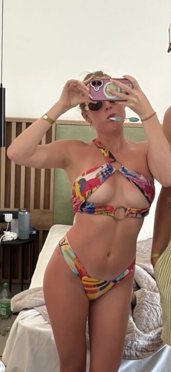 Full leaked Keely hodgkinson page private onlyfans photo
