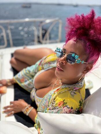 Kelis Rogers