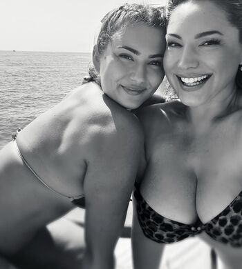 Kelly Brook