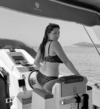 Kelly Brook