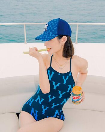 Full leaked Kellykimkim private onlyfans photo