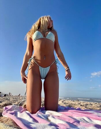 Full leaked Kelsey lospitalier private onlyfans photo