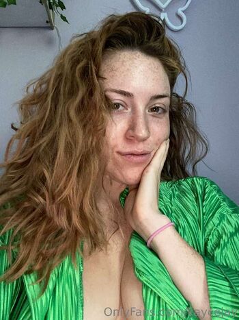 Full leaked Kelsievonshweets private onlyfans photo