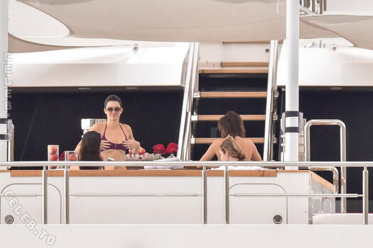 Full leaked Kendall jenner  page private onlyfans photo